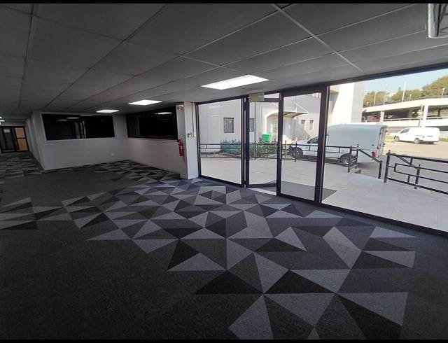 266M² OFFICE TO LET IN HALFWAY HOUSE